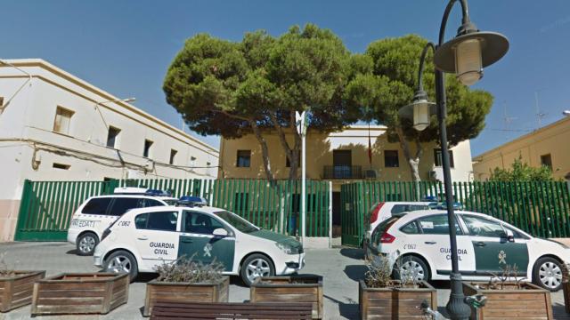 Cuartel de la Guardia Civil en Roquetas de Mar.