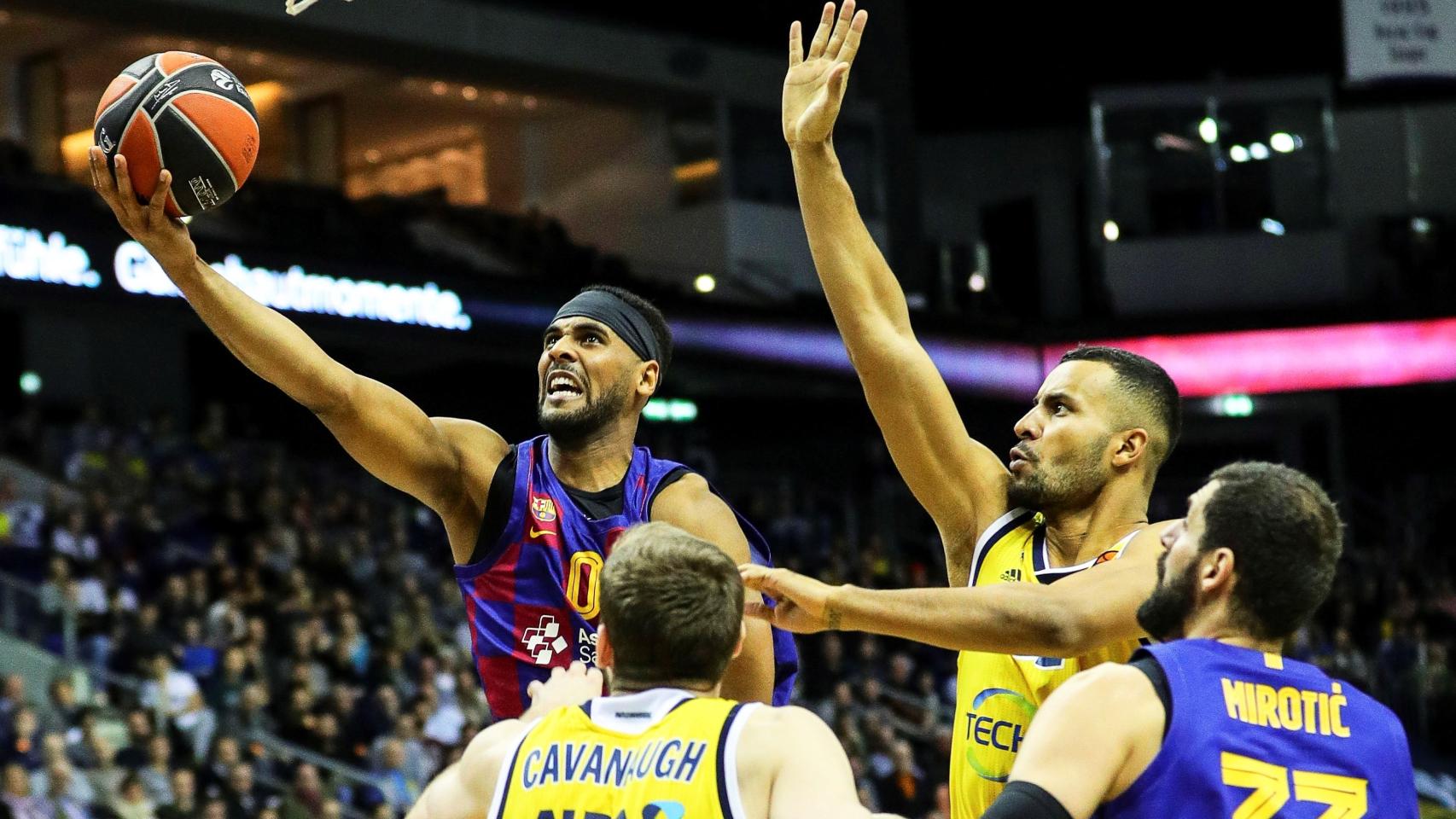 Davies, en un momento del partido