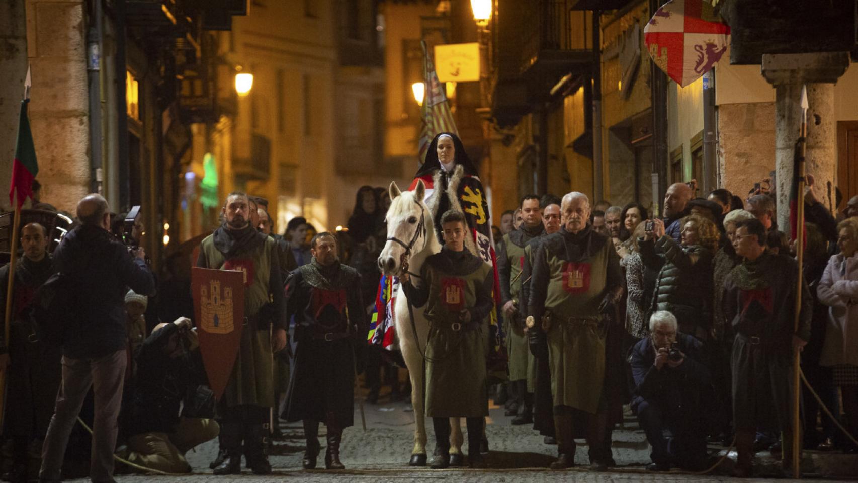 La Reina Juana prepara su llegada a la localidad vallisoletana