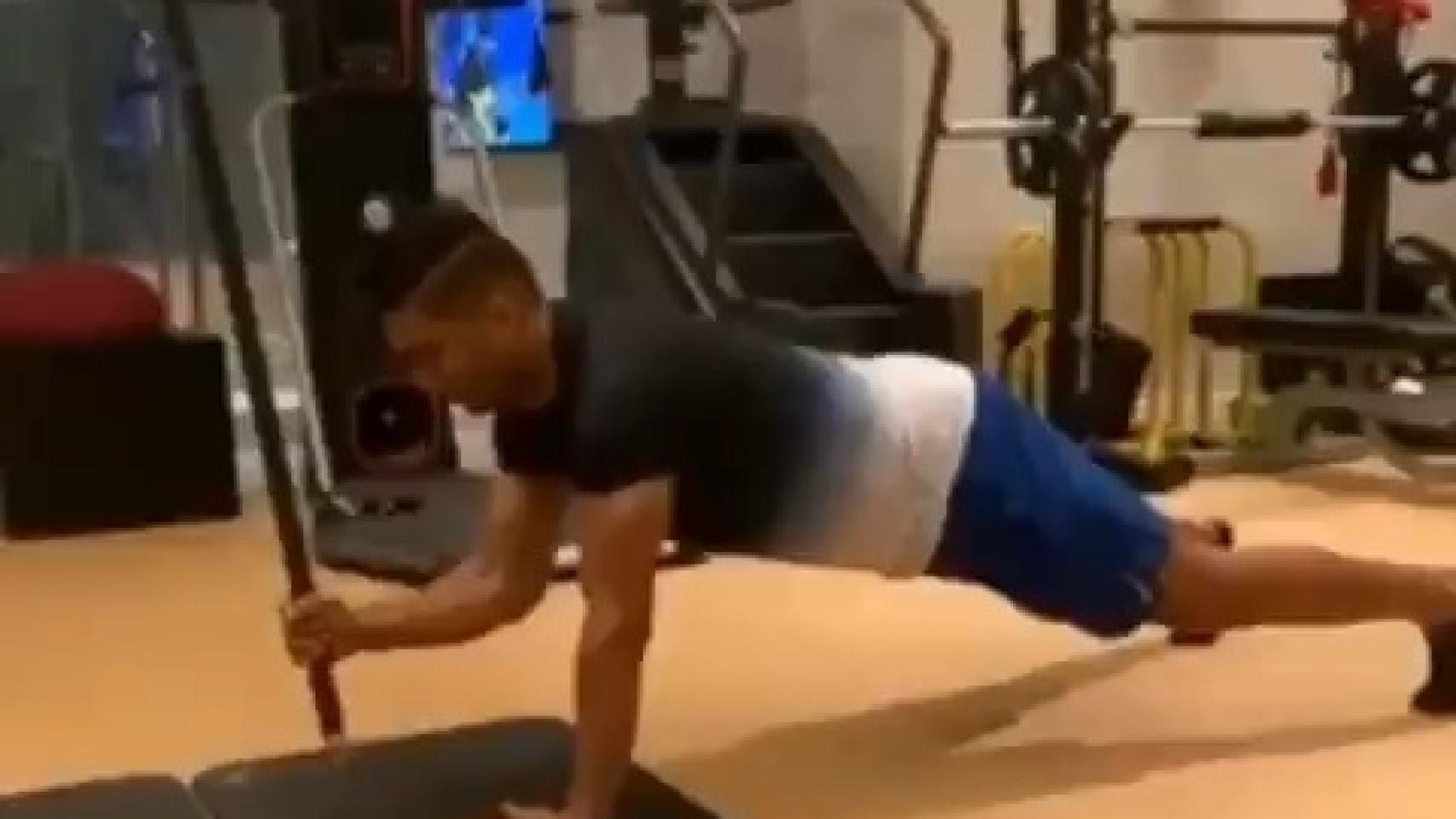 Casemiro, durante su entrenamiento imposible