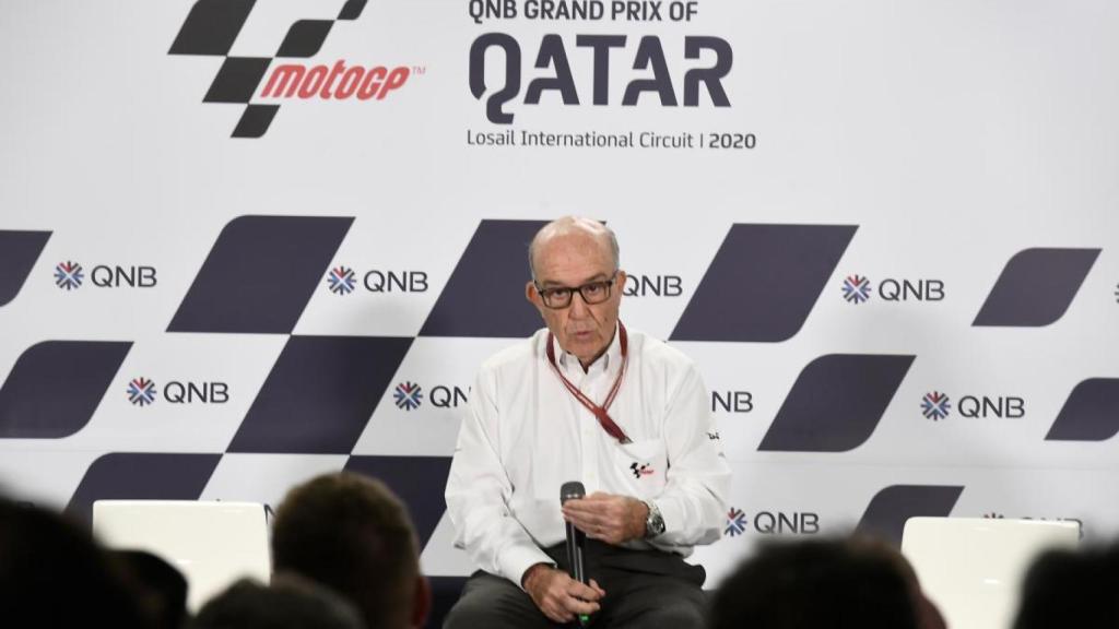 Carmelo Ezpeleta, CEO de Dorna, en la conferencia de prensa celebrada en el circuito de Losail.
