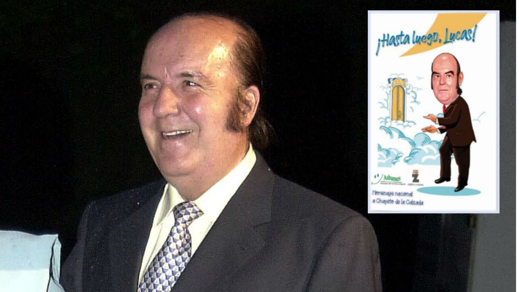 Chiquito de la Calzada junto a la portada de su libro en montaje JALEOS.