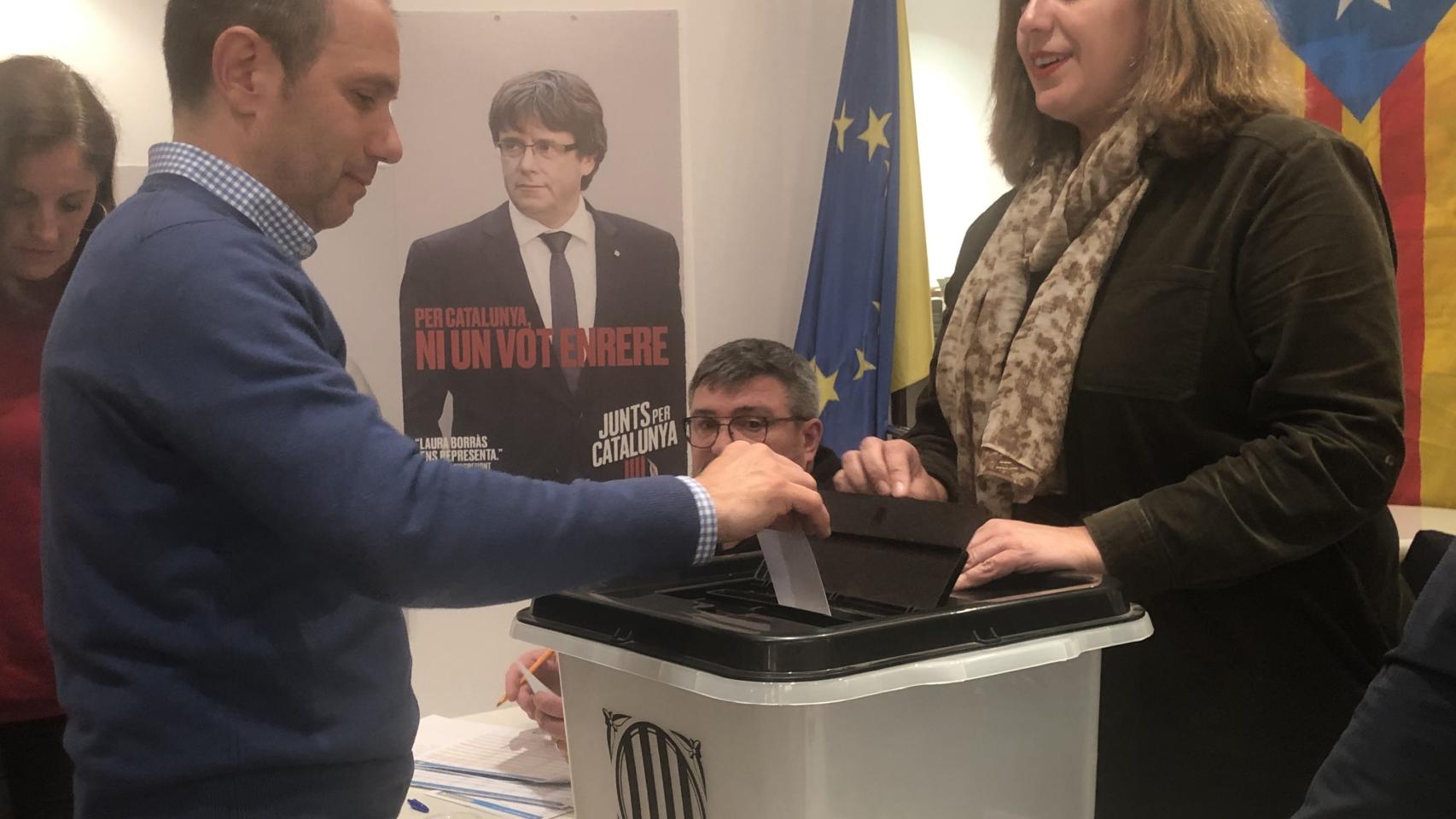 En la votación se utilizó una de las urnas del referéndum ilegal del 1-O.