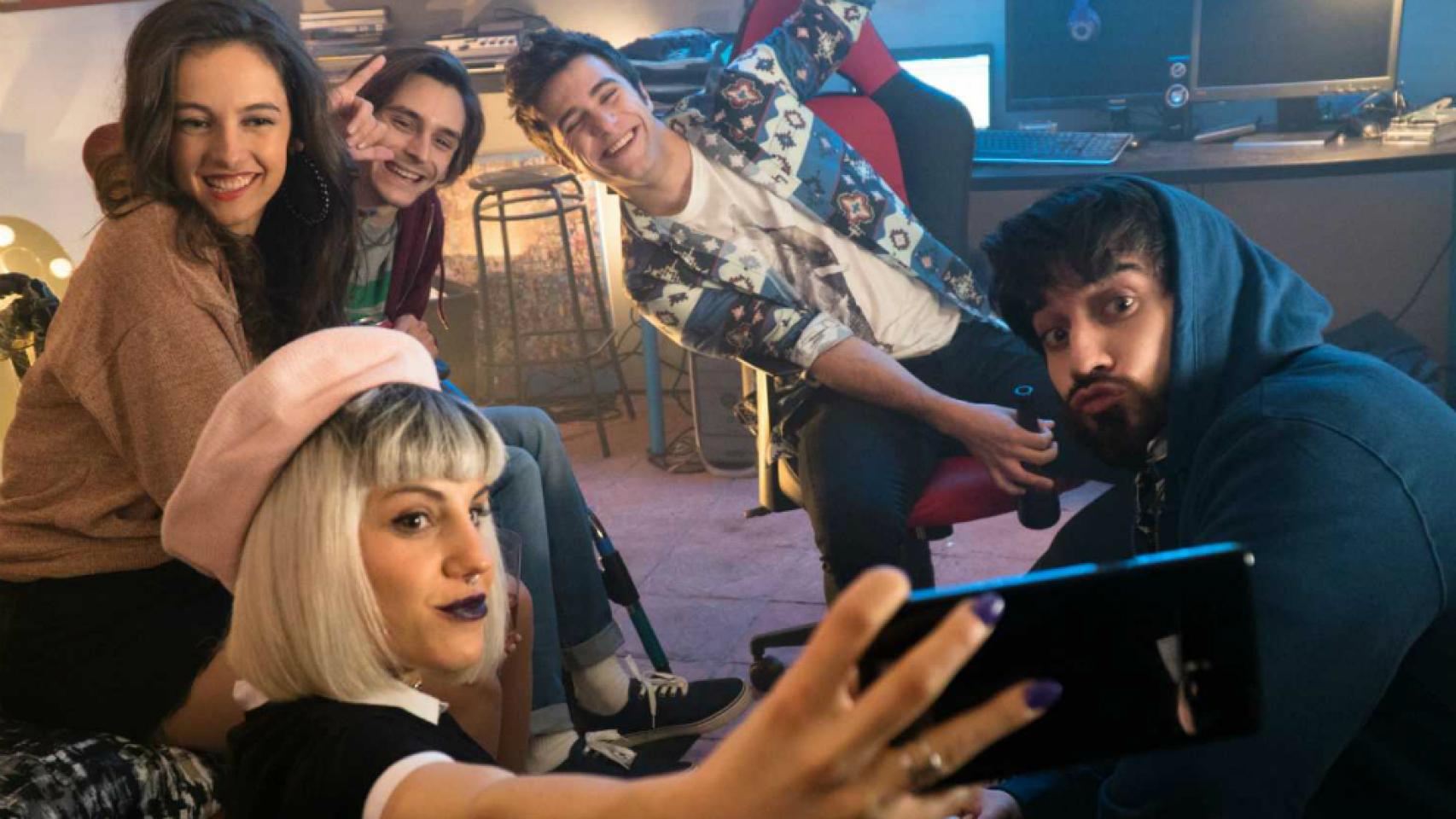 'Bajo la red' (Playz)