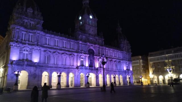 El reloj de María Pita en A Coruña da las horas en Twitter tras meses en silencio