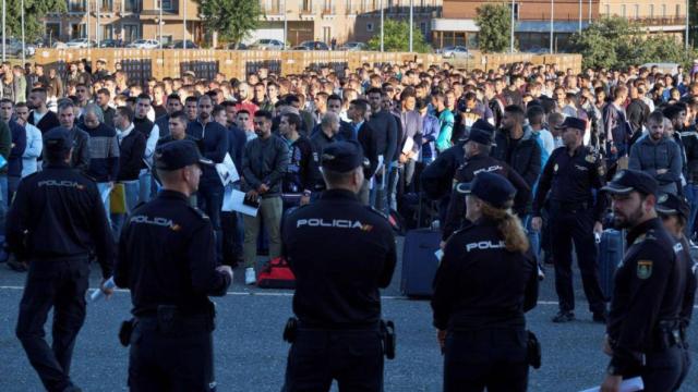 Alumnos pertenecientes a la Escala Básica en la escuela de Ávila.