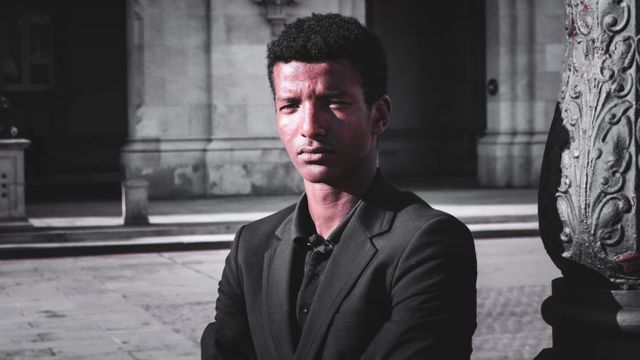 Yohnny Roel estudia Informática en Cambre