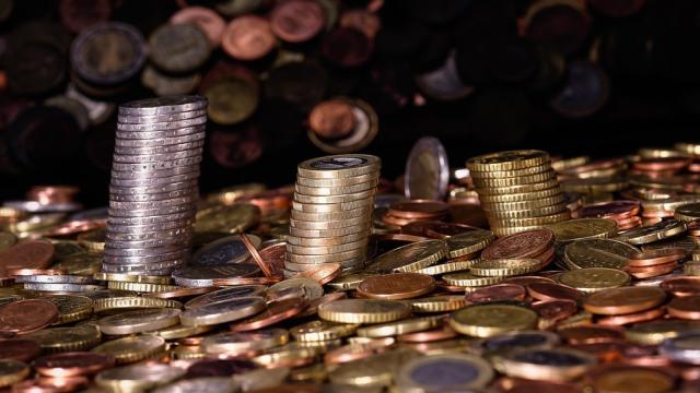 El coronavirus hace un roto en la riqueza financiera de las familias, ¿cómo superarlo?