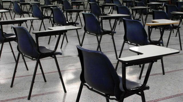 Feijóo confirma la vuelta a las clases con normalidad en Galicia el 10 de enero
