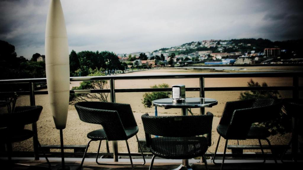 Terraza del Bitácora, en Santa Cristina (Oleiros).