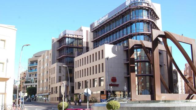 Edificio de la banca cooperativa Cajamar.