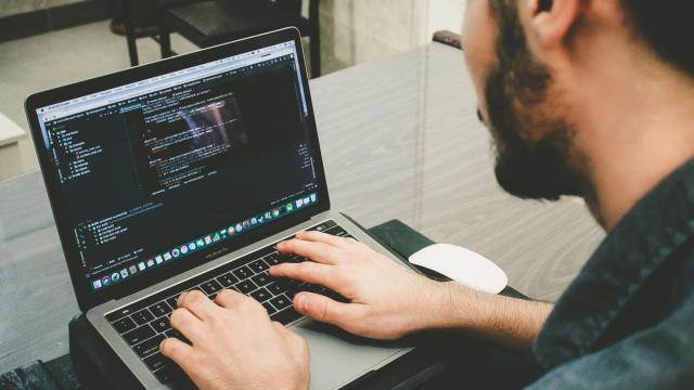 Movimiento solidario para enseñar programación durante la crisis del COVID-19