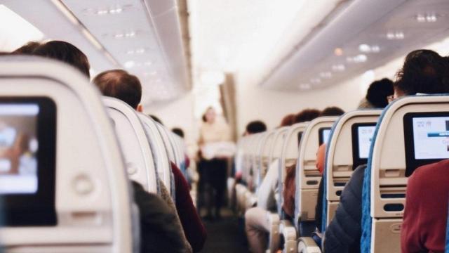 Interior de un avión.