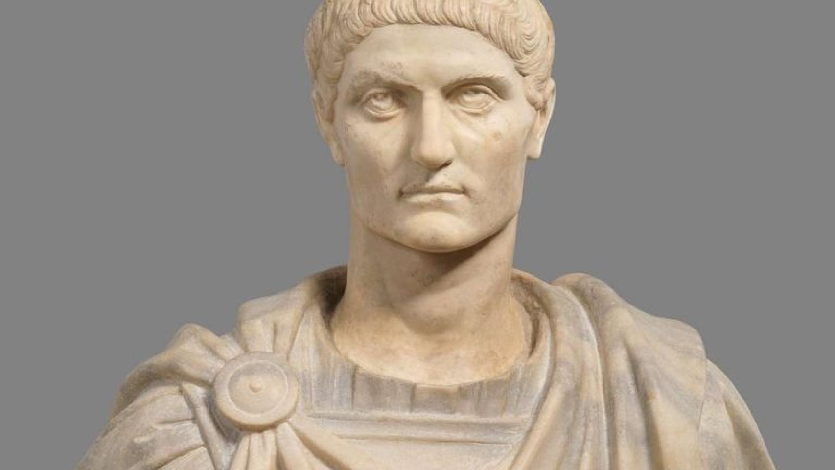Busto del emperador Constantino.