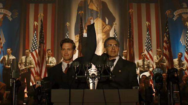 Lidbergh llegando a presidente en la realidad paralela de la serie.