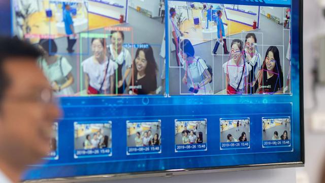 Reconocimiento facial en congresos y eventos: ¿una solución para qué problema, exactamente?