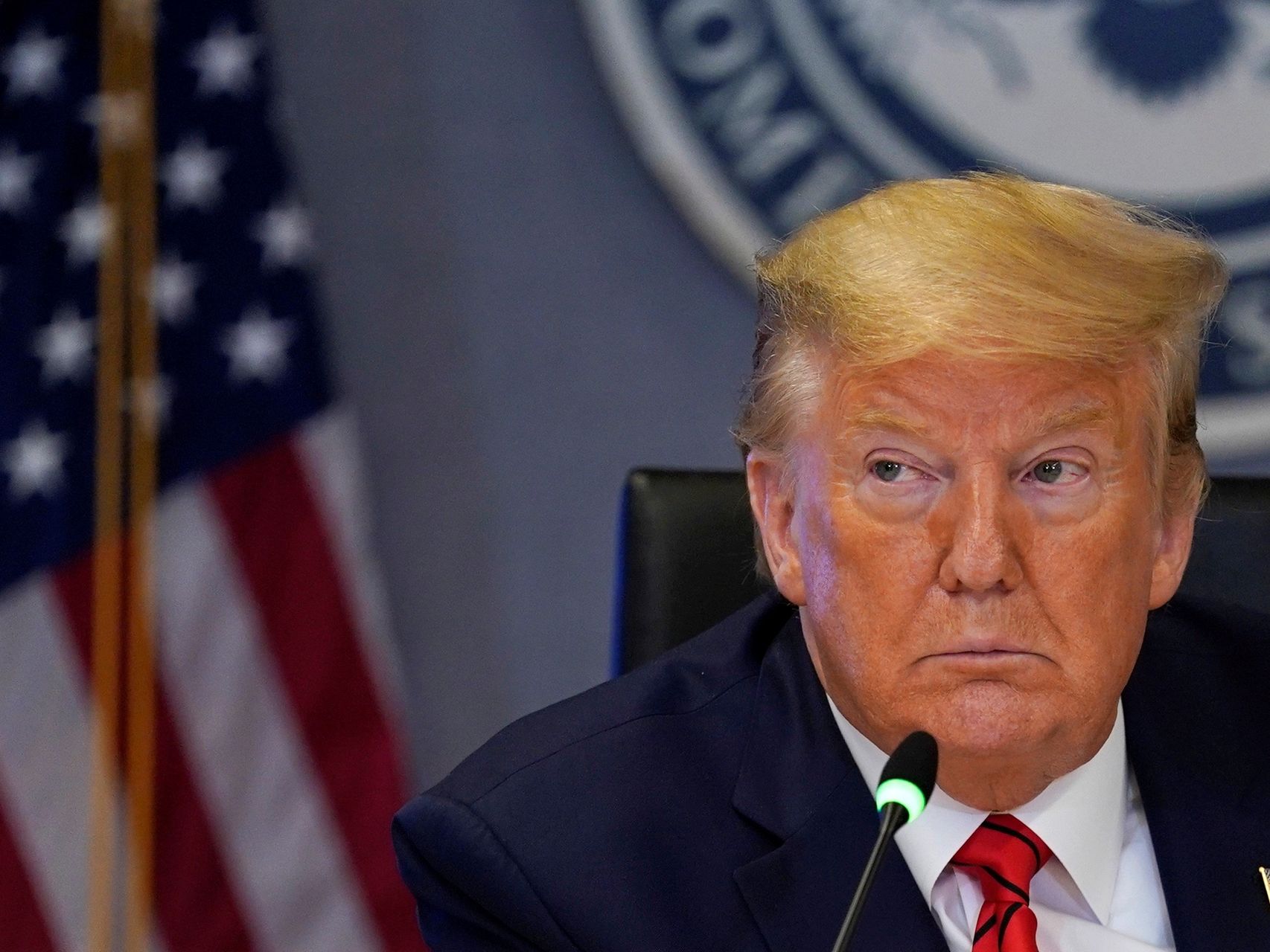Trump este jueves , durante una reunión con el comité de emergencias