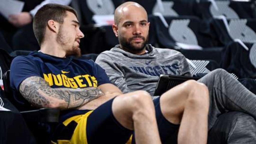Jordi Fernandez, junto a Juancho Hernangómez, antes de que cambiara de franquicia a Minnesotta