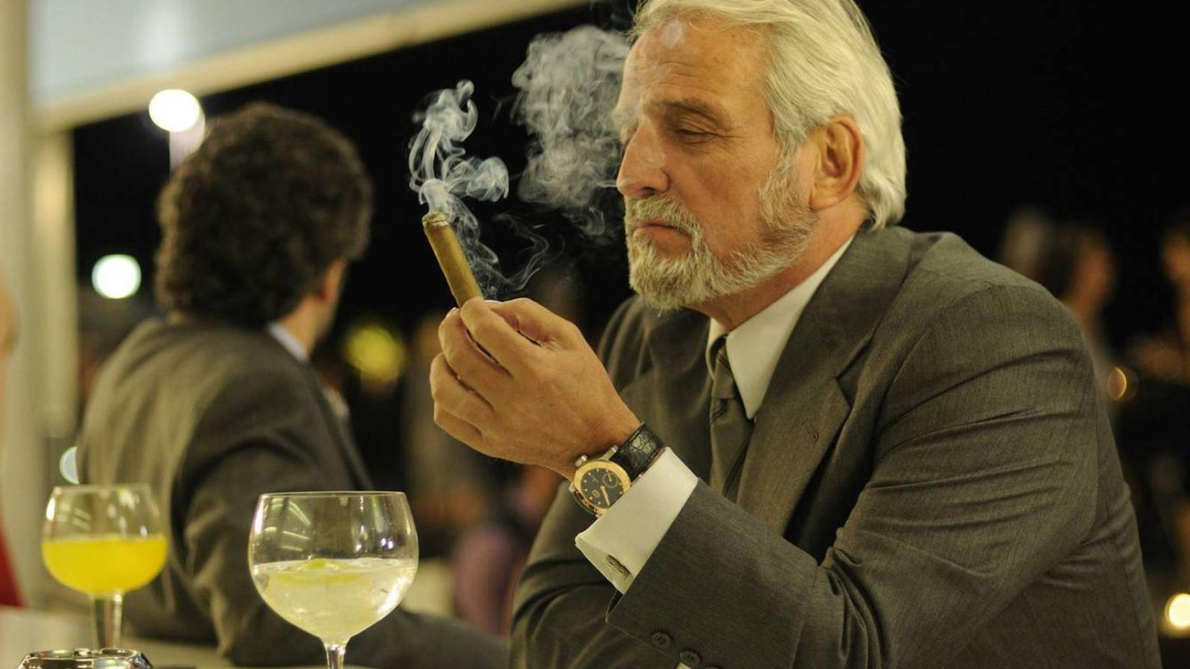 José Sancho en Crematorio