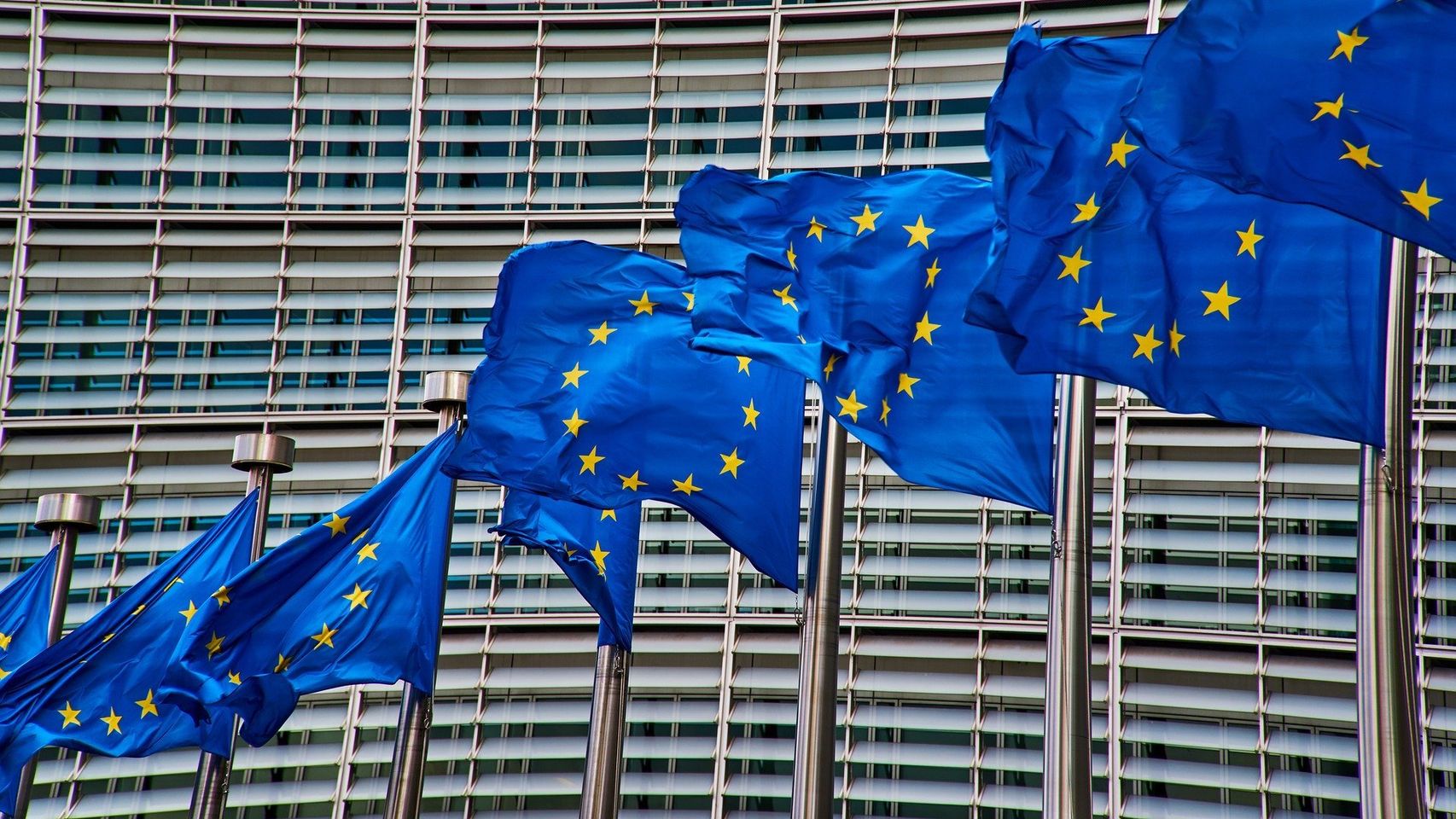 La UE tiene sobre la mesa usar el fondo de rescate para ayudar a España e Italia