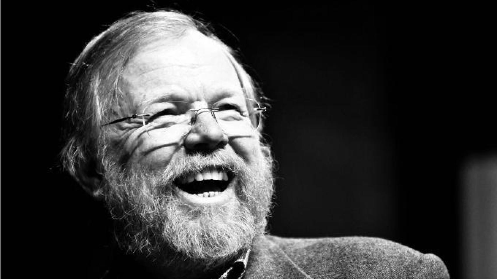 Bill Bryson, con su sonrisa de 4 segundos.