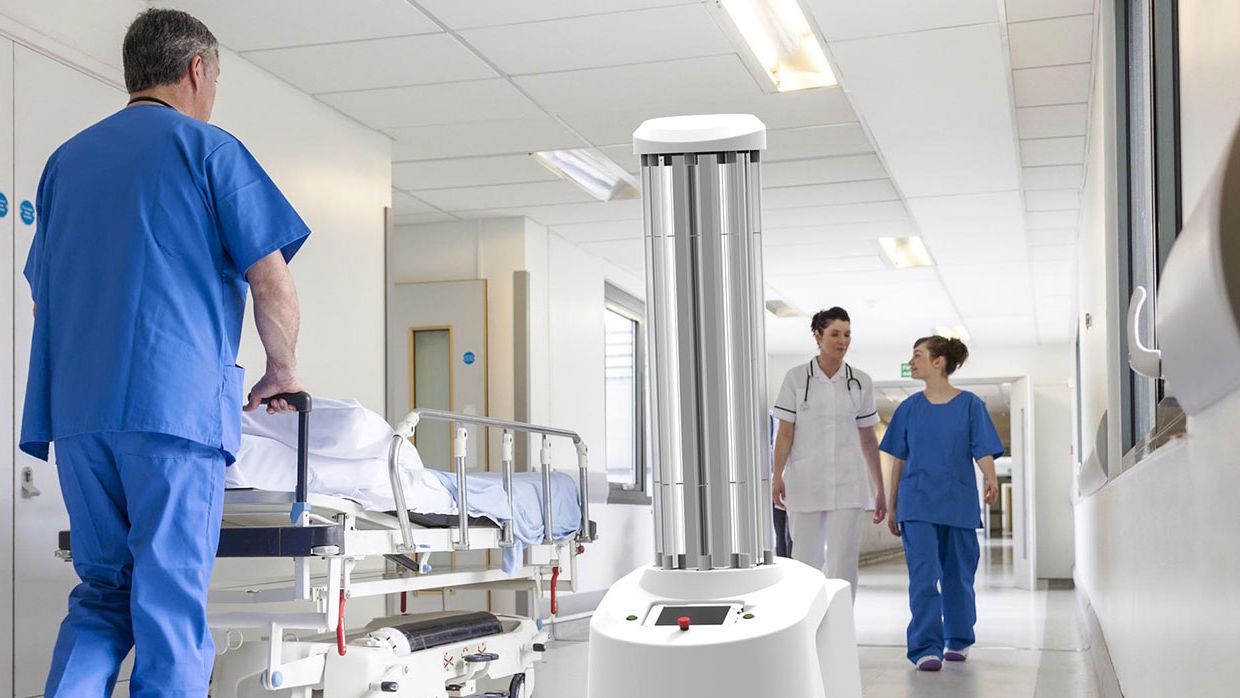 El ‘Roomba’ anti-coronavirus que usó China para desinfectar sus hospitales