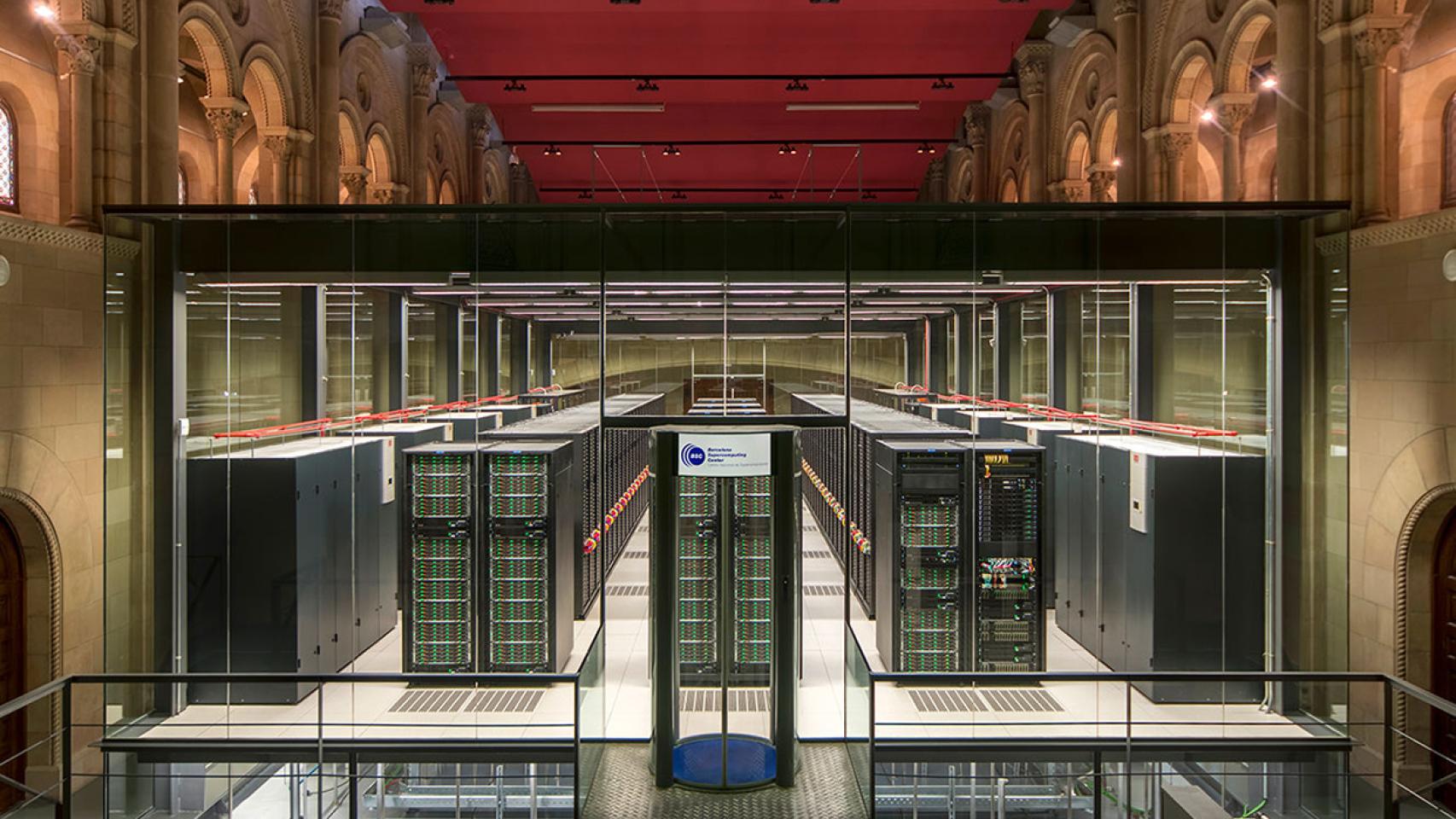 El superordenador MareNostrum4 en el BSC-CNS de Barcelona.