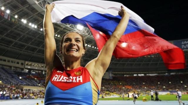 Yelena Isinbayeva, durante una competición