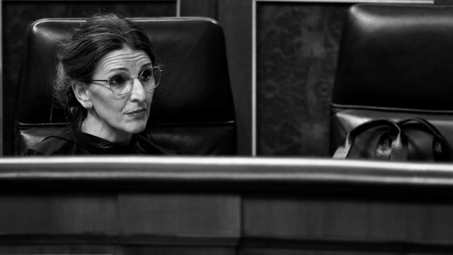 Criminal y con las manos atadas