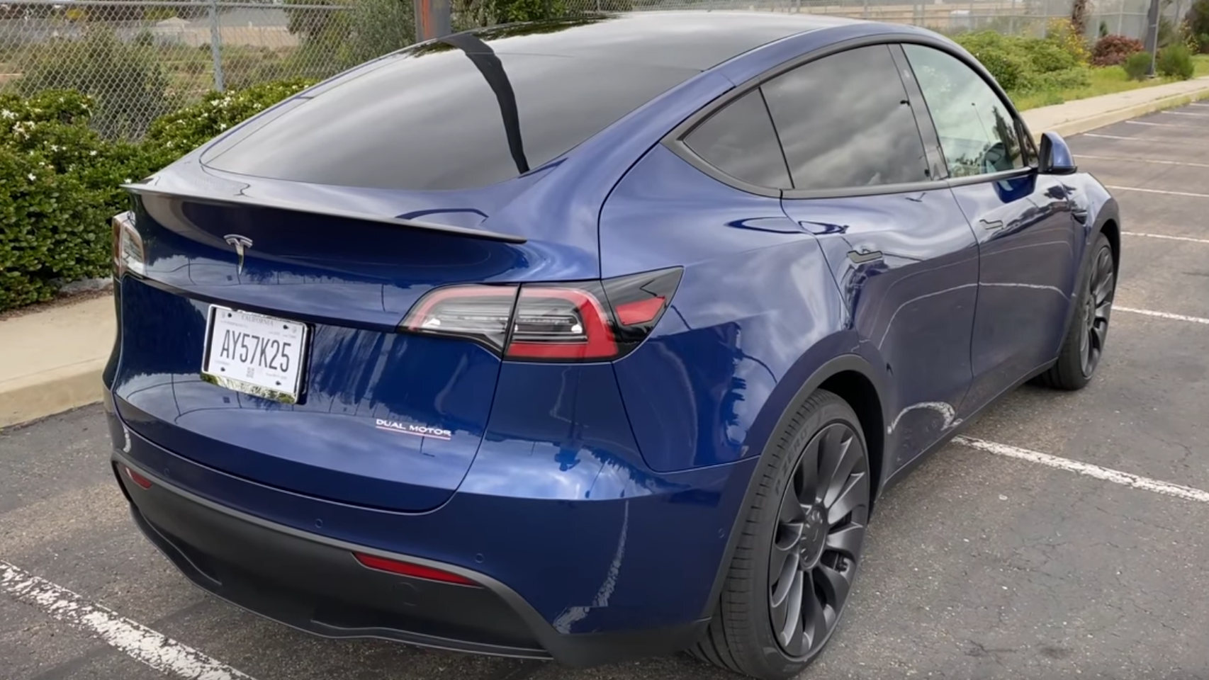 Vista trasera del Tesla Model Y