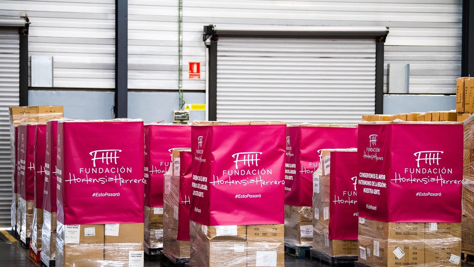 La Fundación Hortensia Herrero entrega un millón de mascarillas a hospitales