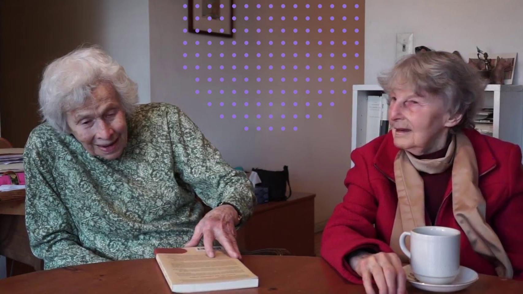 Naomi Replansky y su mujer Eva Kollisch.