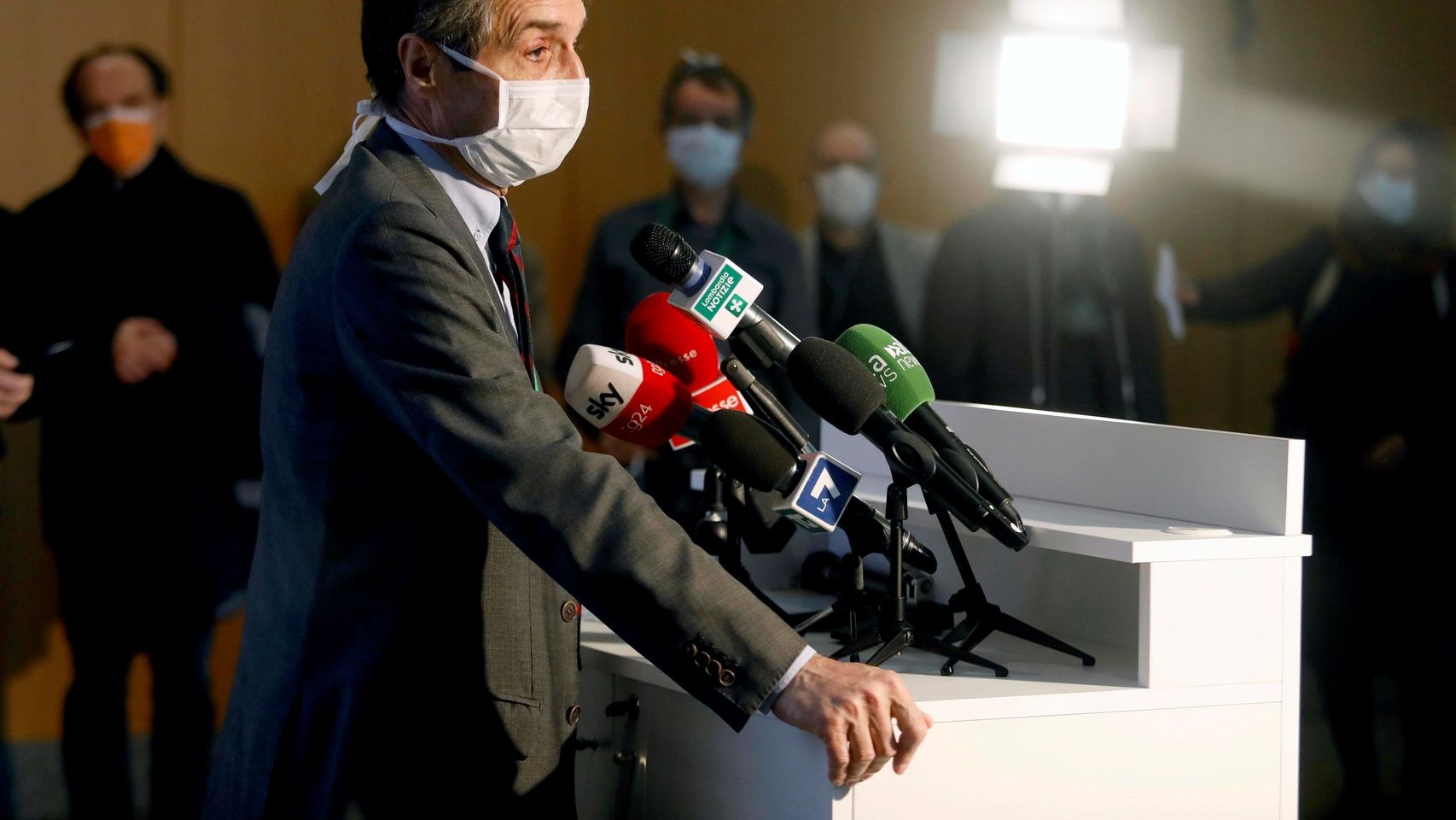 El presidente de la región italiana del norte de Lombardía, Attilio Fontana
