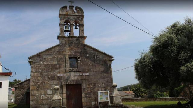 La iglesia de Sorrizo, Arteixo, en la que se produjeron los hechos.