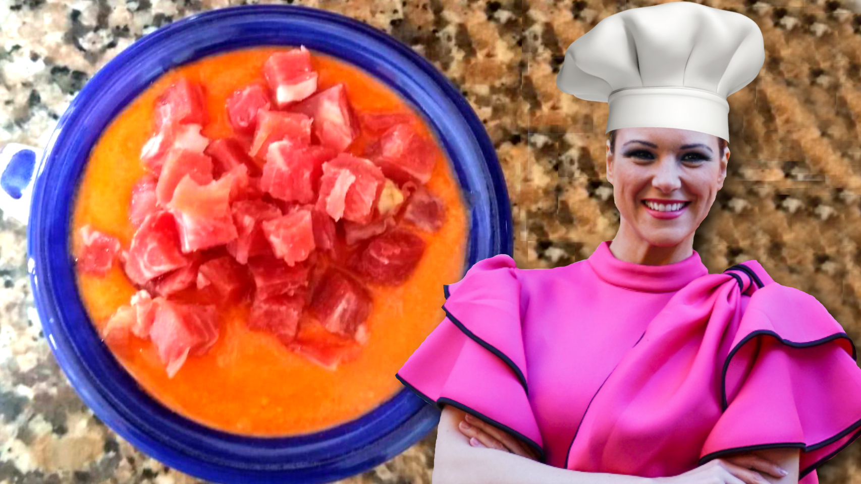 María Jesús Ruiz en un montaje de JALEOS junto a su salmorejo.