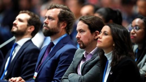 Arrimadas e Iglesias, en primer plano, durante un acto oficial.