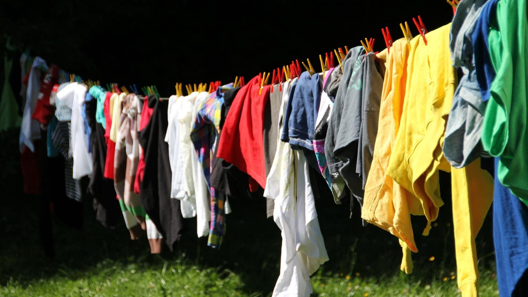 Tips para teñir ropa en casa con éxito