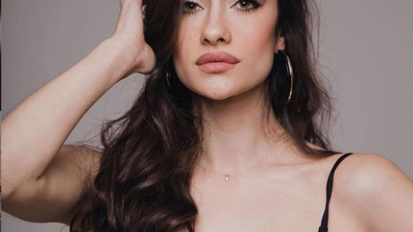 Adara, en una imagen promocional de su canal.