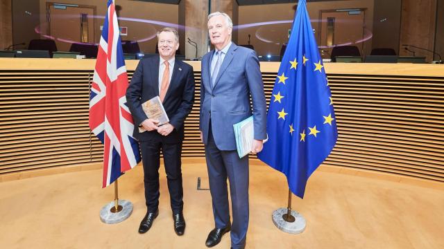 Michel Barnier y David Frost, durante la última ronda presencial del 'brexit' celebrada en marzo