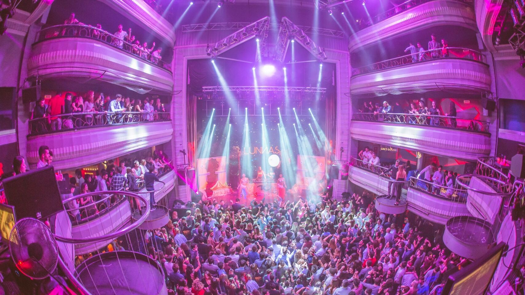 Kapital, una de las discotecas más importantes de Madrid y de España.