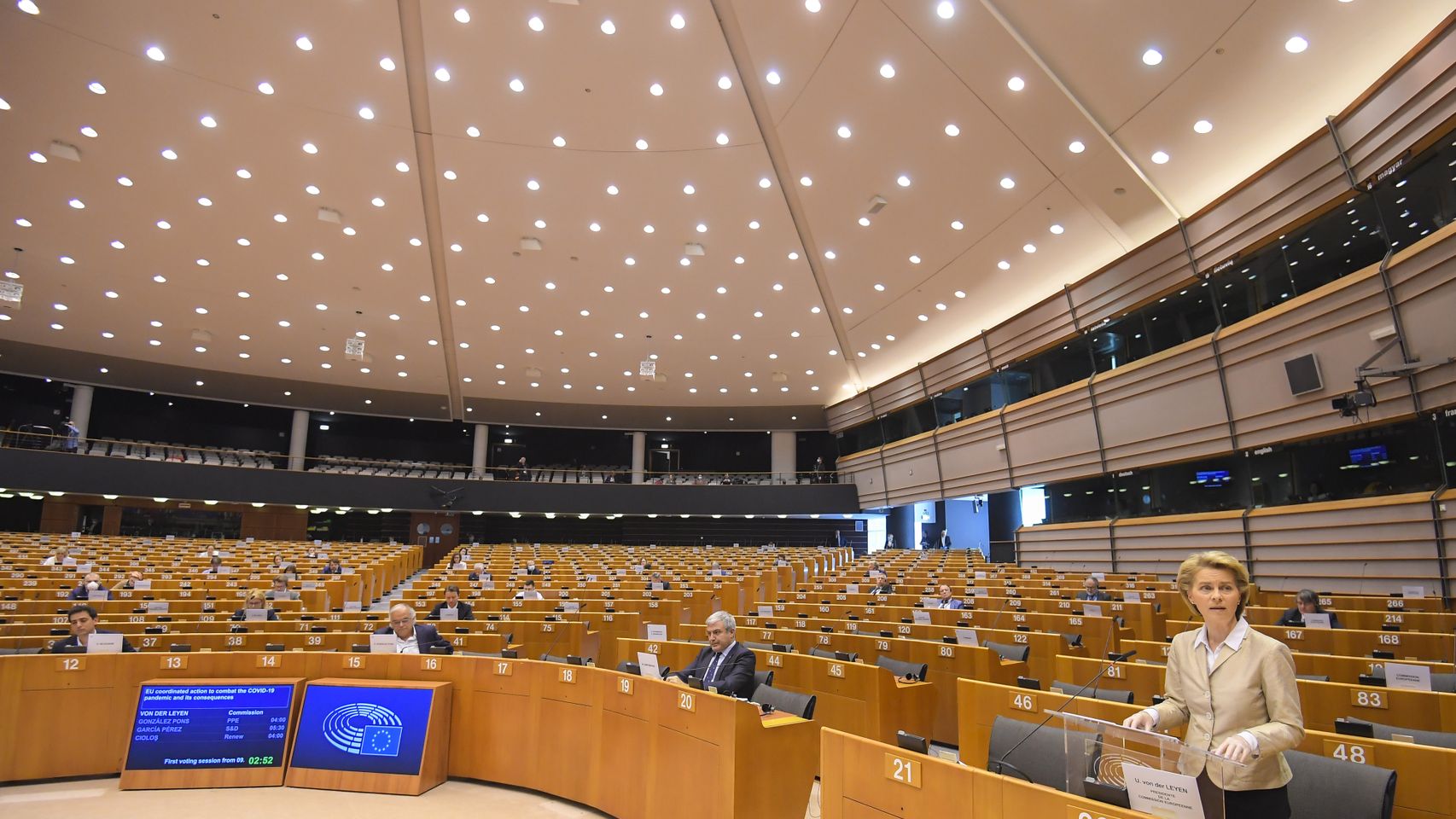 La presidenta Ursula von der Leyen, durante su intervención este jueves ante la Eurocámara