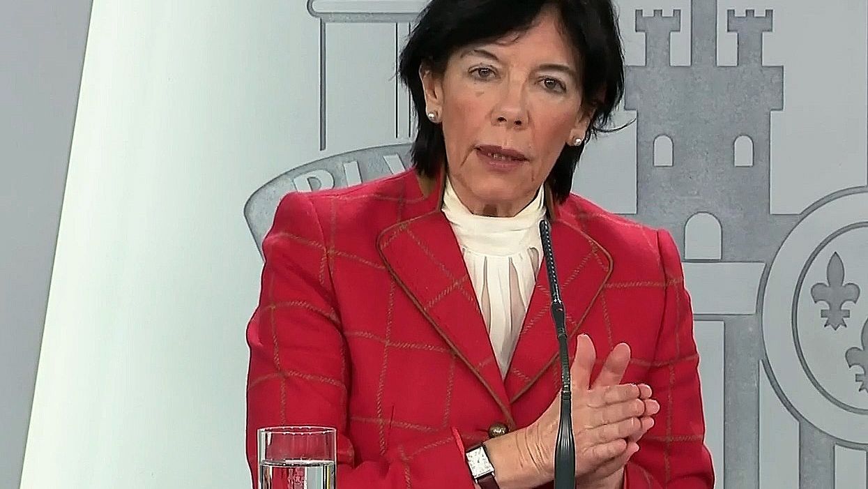 Isabel Celaá tras la reunión mantenida con los responsables educativos de las comunidades autónomas