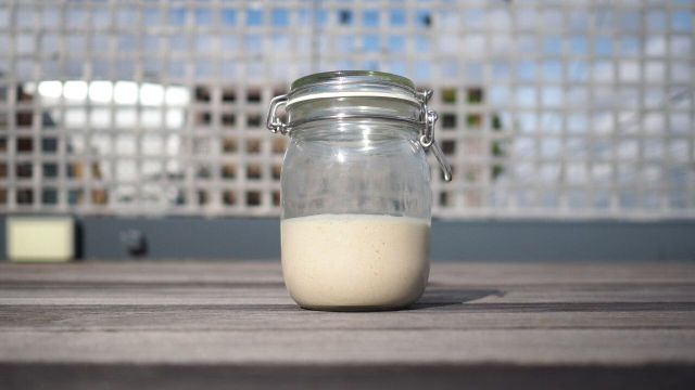 Si no encuentras levadura esta es la mejor forma de hacer pan en casa