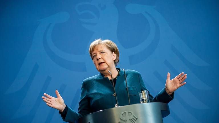 Merkel pretende reabrir el país desde el 3 de mayo