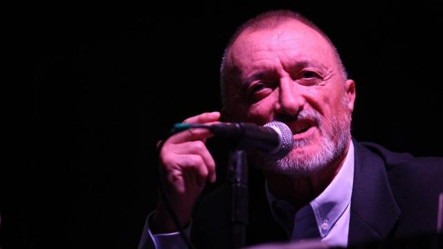 Arturo Pérez-Reverte.