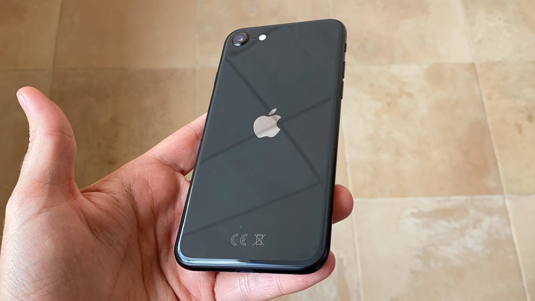 iPhone SE