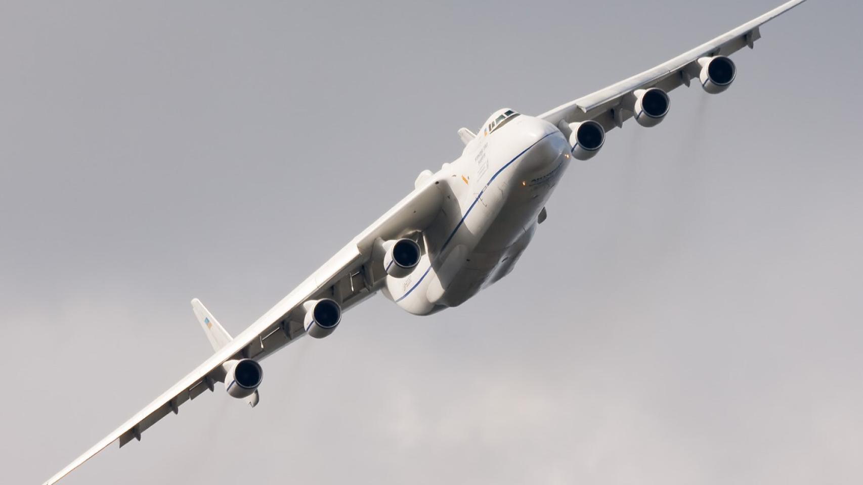 Antonov An-225
