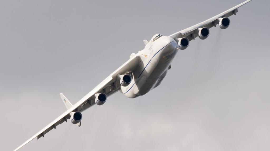 Antonov An-225