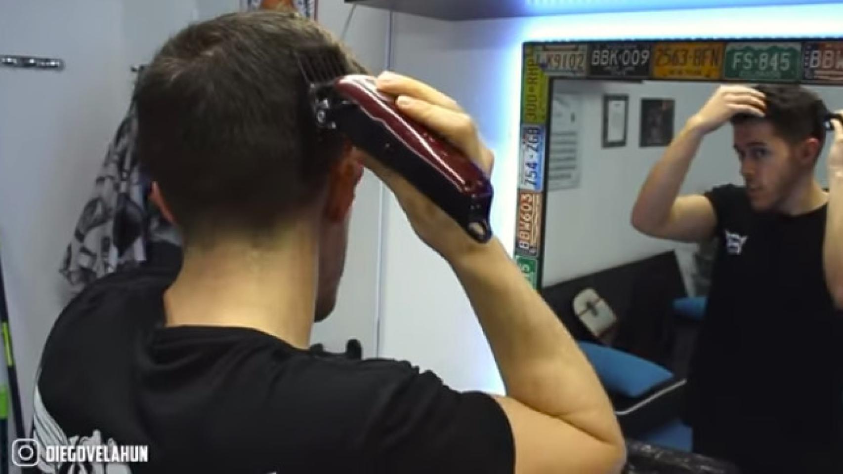 El barbero Diego Velasco ha publicado varios tutoriales