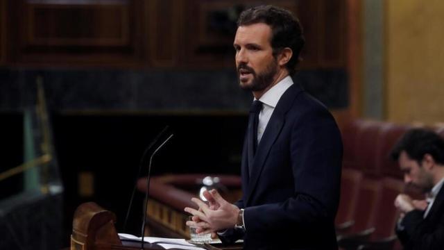 El presidente del PP, Pablo Casado, en la tribuna del Congreso.
